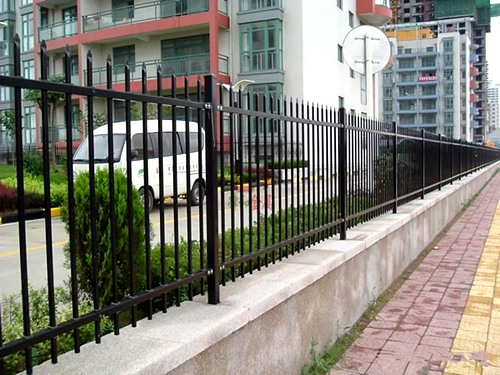 鋅鋼住宅小區(qū)護(hù)欄價(jià)格 鋅鋼住宅小區(qū)護(hù)欄價(jià)格